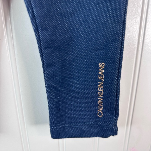 Calvin Klein Jeans 2-Piece Set for Infant Girls 18M - New With Tags - Picture 8 of 9